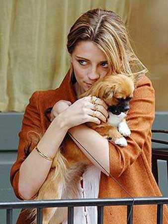 Mischa Barton