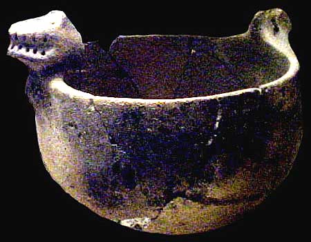 Mississipian pottery